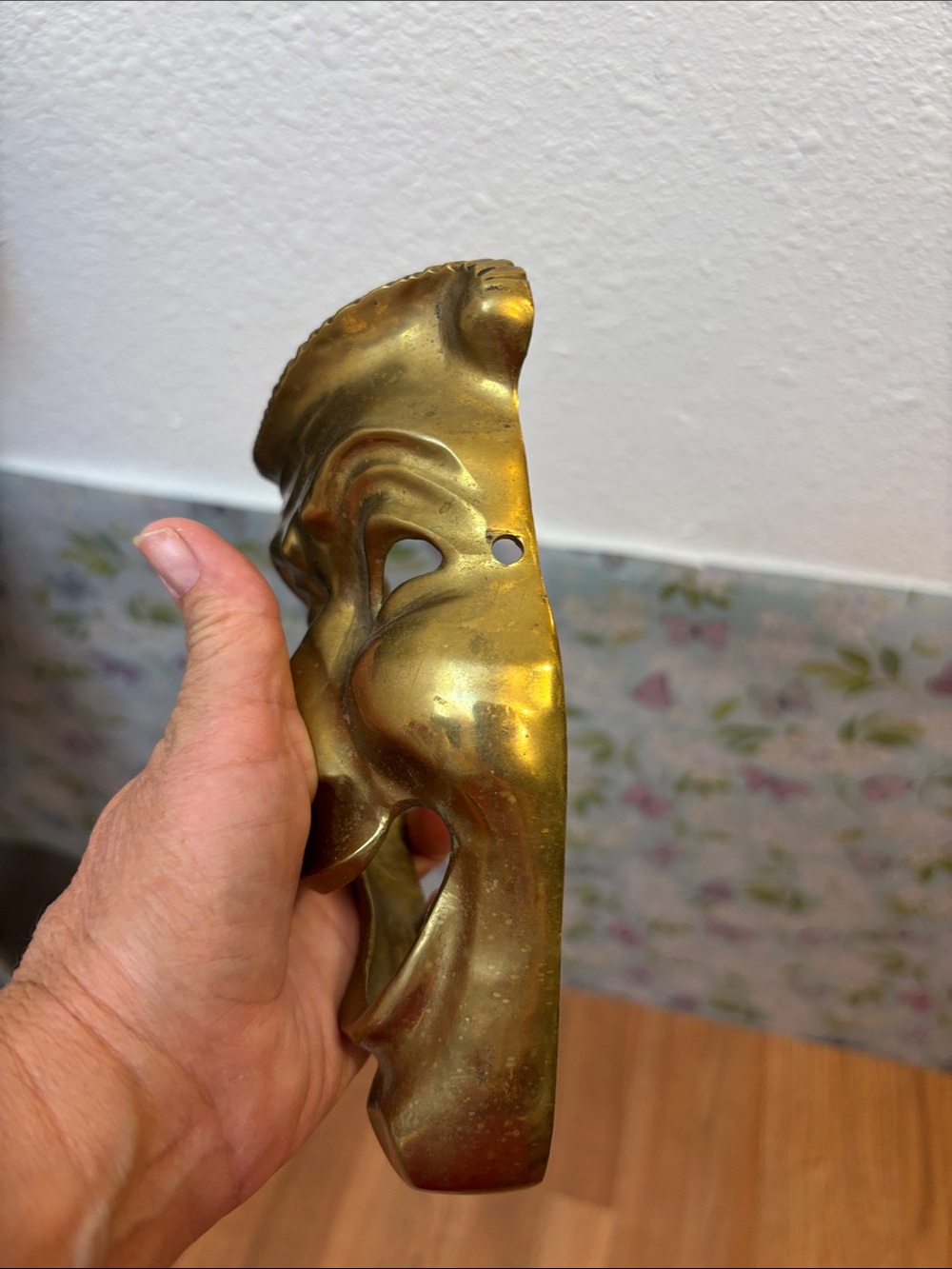 Vintage Brass Comedy and Tragedy Theater Masks - Wall Decor. - Picture 13 of 17